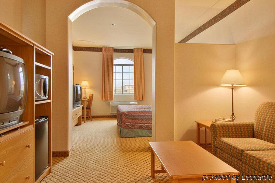 The Inn At Rolling Hills Casino & Resort Corning Δωμάτιο φωτογραφία